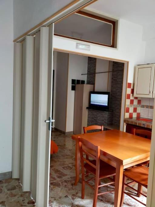 Casa Vacanza "Il Cortiletto" Шакка Екстер'єр фото