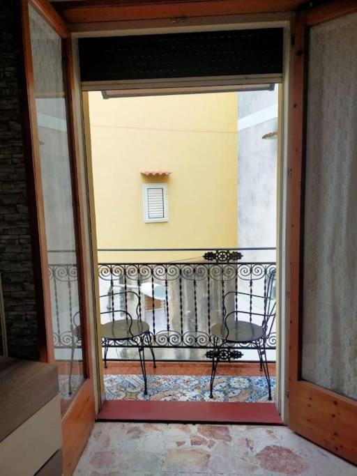 Casa Vacanza "Il Cortiletto" Шакка Екстер'єр фото